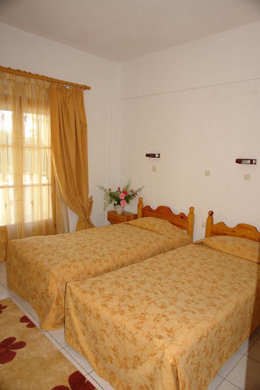 Prasoudopetra Agios Matthaios (Corfu)